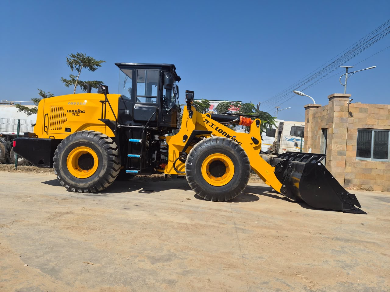 BMR wheel loader